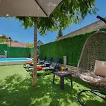 Willa Arabela With Private Pool