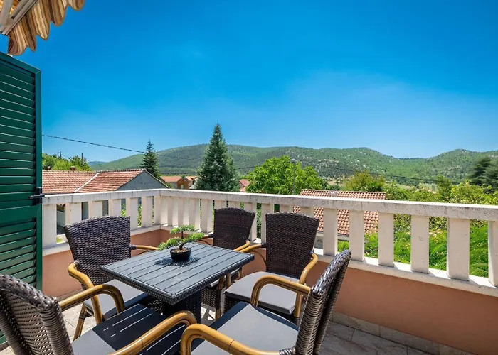 Arabela With Private Pool Villa Muc