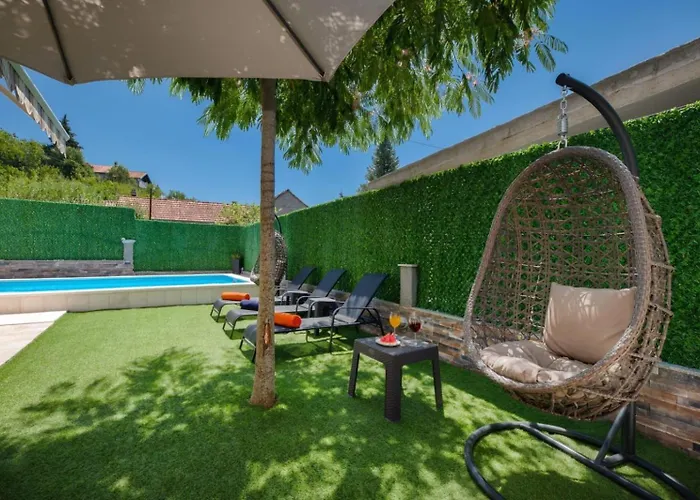 Villa Arabela With Private Pool