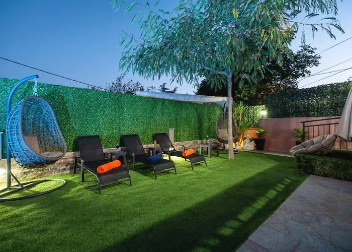 Arabela With Private Pool Villa