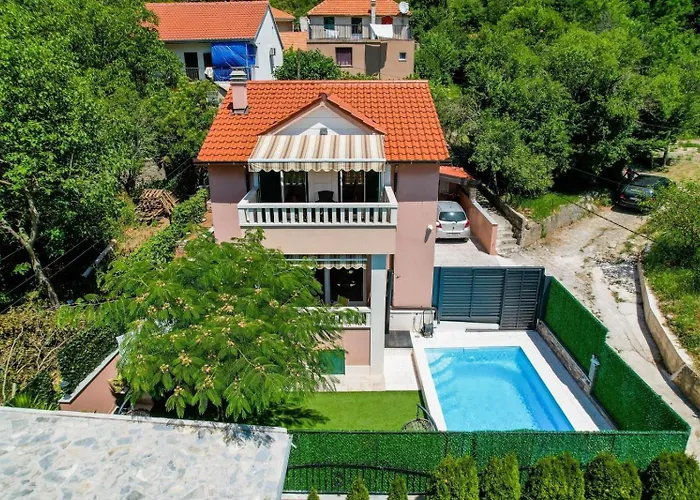 Arabela With Private Pool